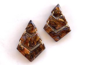 Boucles d'oreilles DYO - modèle flèche - fermoir clou.